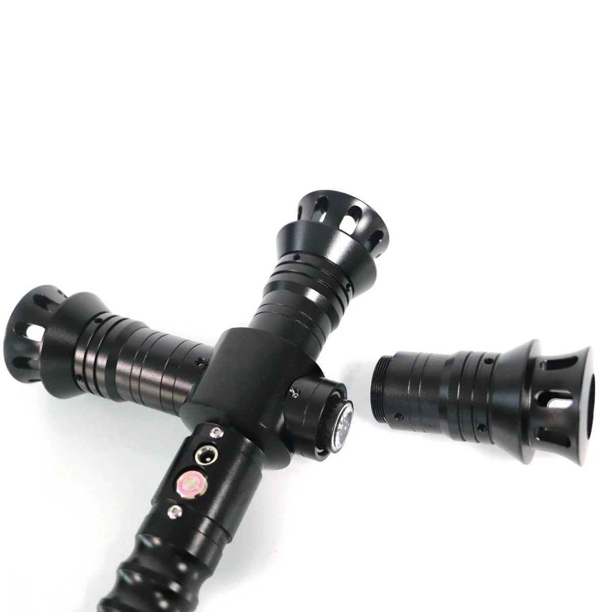 Crusader Crossguard Saber - Image 3